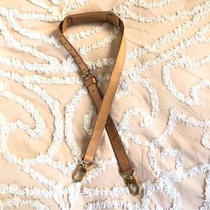 Louis Vuitton Bandouliere vachetta leather shoulder strap - authentic